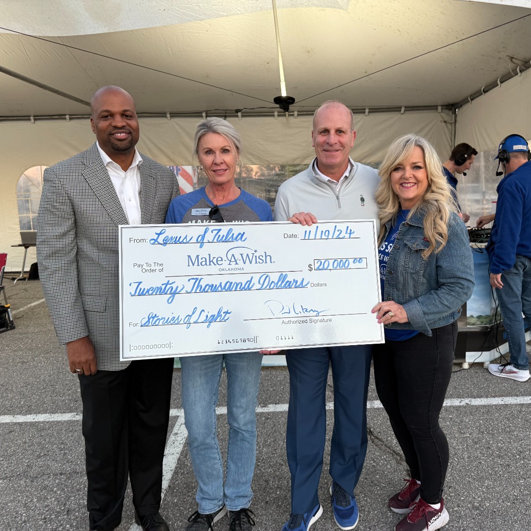 LexusofTulsa's tweet image. We are proud to support Make-A-Wish Oklahoma and their Stories of Light campaign! Together, we're making dreams come true. 🌟
 
#MakeAWish #StoriesOfLight #CommunityDriven #LexusOfTulsa