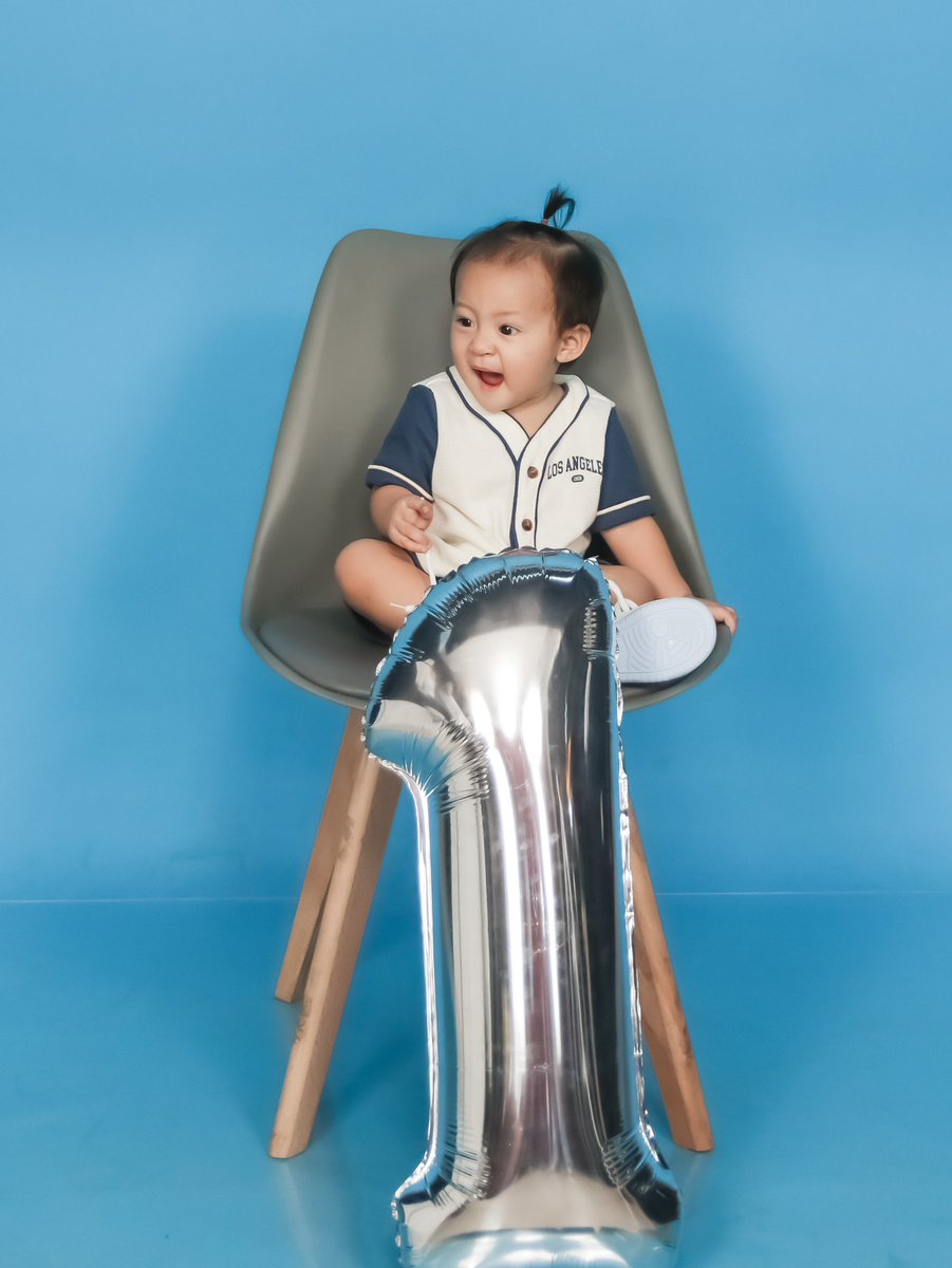ayceeeeeeh's tweet photo. days to go and you're turning 1. i'm getting emotional kay paspas kaayo 😩😭 pls dont grow so fast baby, your dada and i loves you so much!!!! https://t.co/RIda6PJFHF