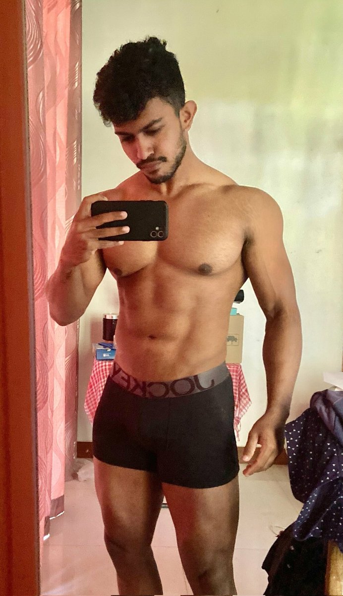 sexy zain tweet media