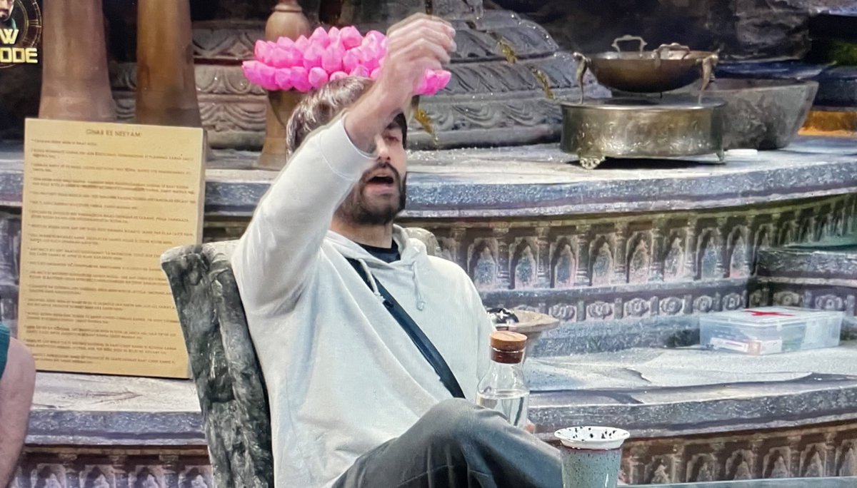 Anu_chill's tweet photo. Balti
Bucket 
Bed 
Baingan
Bathroom 
Bottle 
Yahi hai ladla ka game 
🤡🤡🤡🤡🤡
#VivianDsena
#BiggBoss18 https://t.co/OrPwsiQpjL