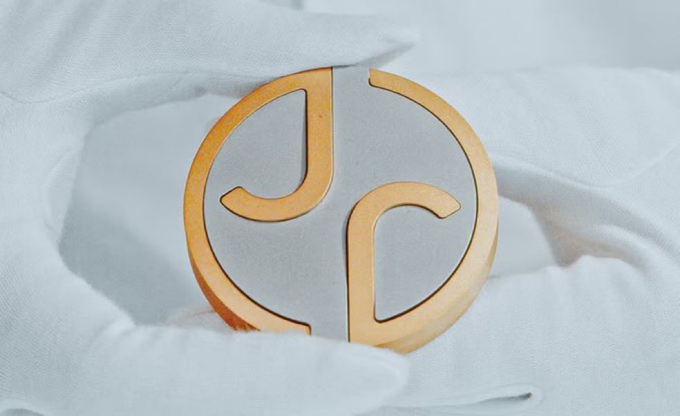 I need the person who creative directed the Jaguar rebrand to come forward and answer for their crimes.