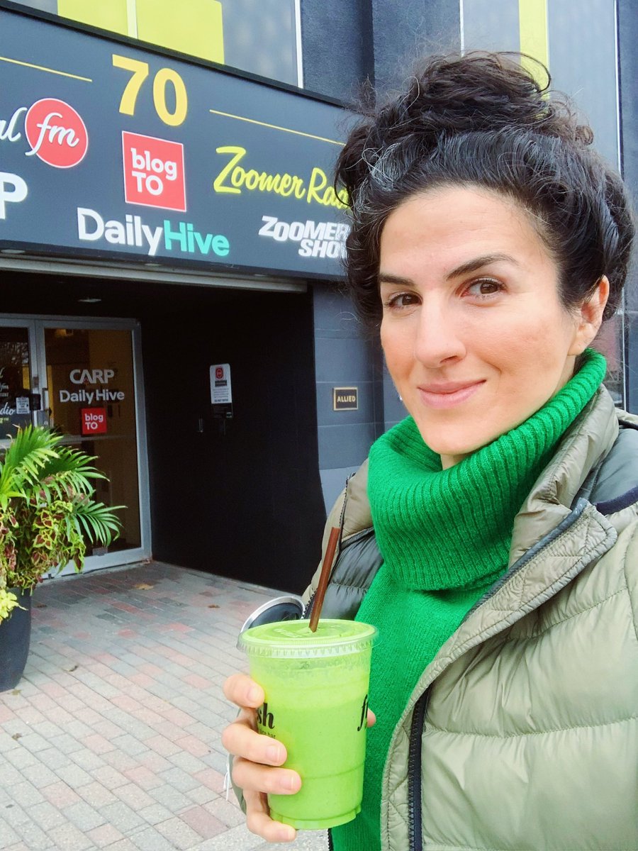 lailabiali's tweet photo. Tune in this afternoon at 3:30 pm ET for my interview with @MWigmore of @classical963fm. We talk about Wintersongs + upcoming Ontario tour dates at @TyndaleU, @AuroraCulture, Cobourg & @AeolianHall in London, ON.
Listen live: https://t.co/RoFsQWYobf
#classicalfm #ldnont #radio https://t.co/mkSCZnVsrQ