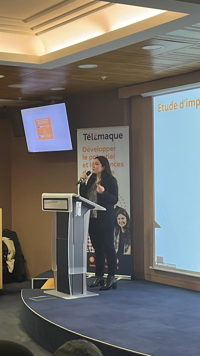 🗣 Léa Dhalluin, Responsable Télémaque Montpellier revient sur 5 années d’engagement en faveur de l’#égalitédeschnces à Montpellier et remercie chaleureusement sa communauté engagée : « Quelle fierté de vous voir tous réunis pour célébrer les 5 ans de l’antenne de Montpellier.