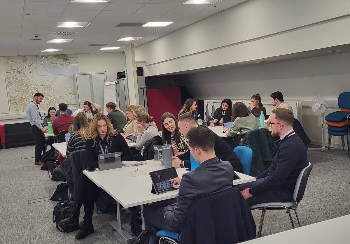 MissLBaird's tweet photo. Thank you to Martyn Shields @LarbertHigh for his input with our secondary probationer colleagues this week. A very valuable opportunity to explore mental health &amp; wellbeing, both as educators and as individuals. #3GoodThings #relationships https://t.co/9lo0A0yIYw
