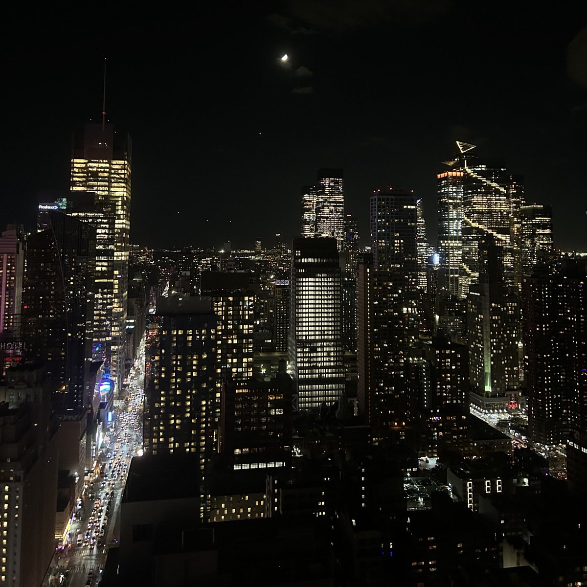 tertzs's tweet photo. LA &amp; NY https://t.co/VwueoyjeuA