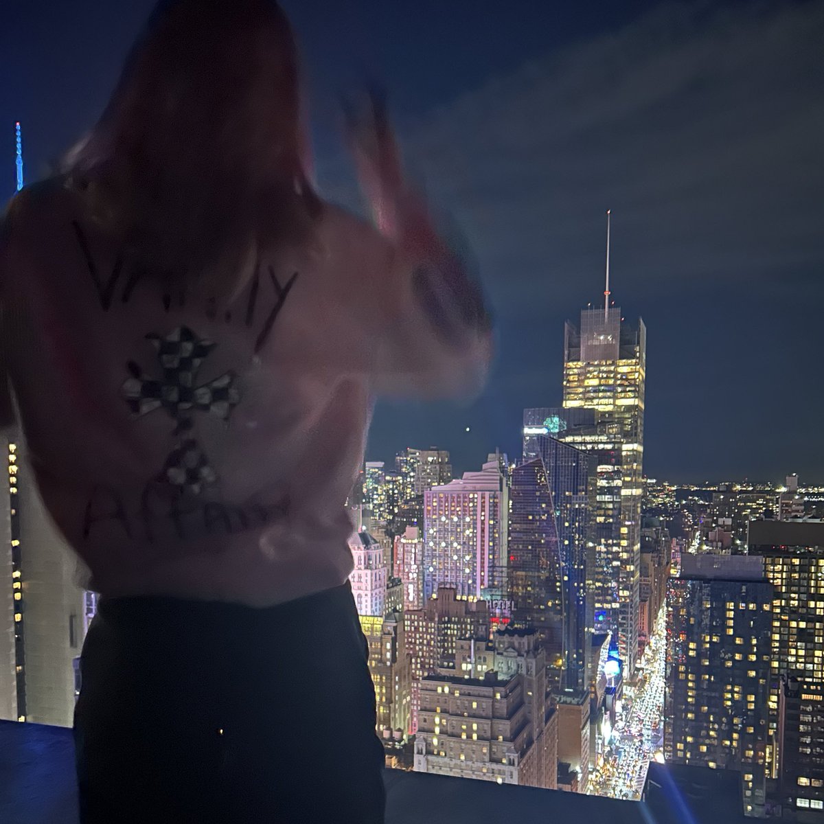 tertzs's tweet photo. LA &amp; NY https://t.co/VwueoyjeuA