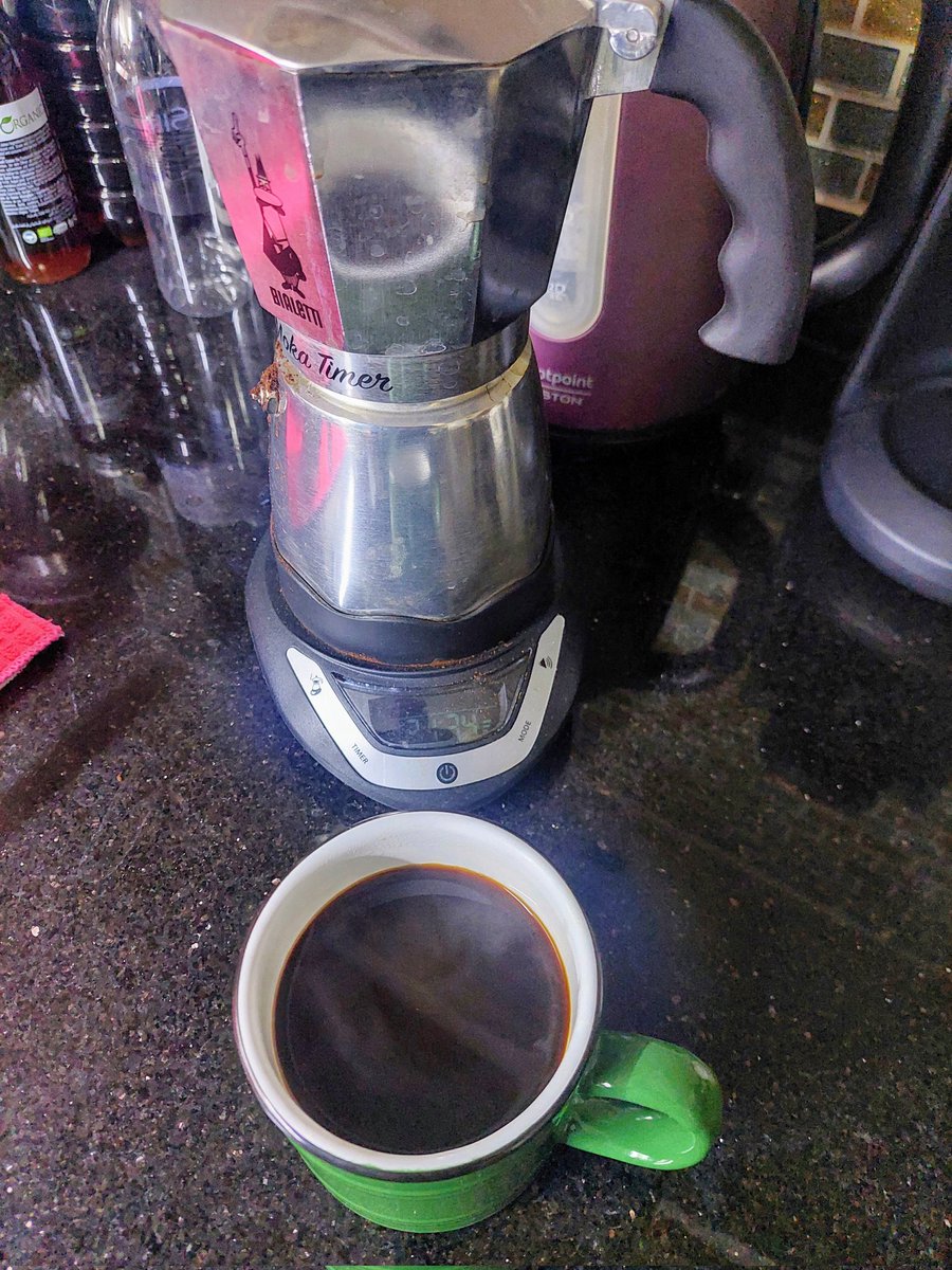 Sen öyle mutlu oluyorsun ben böyle.