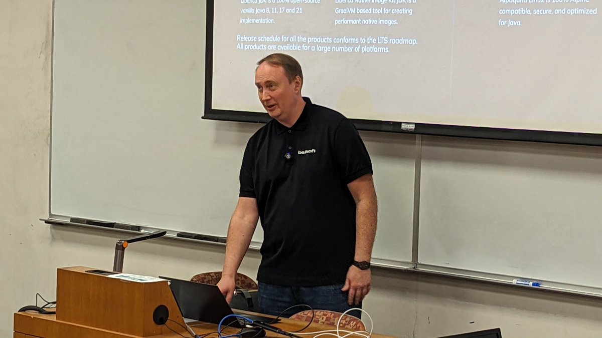 mgrygles's tweet image. Our second speaker @cjug last evening: the amazing @dchuyko #debug #NativeJava #JVM #GraalVM #bellsoftware