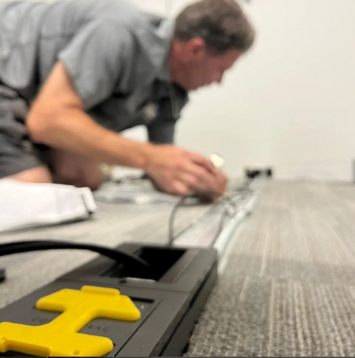 Get power to the middle of a room - No core drilling required.

#connectrac #raceways #flexraceway #expresskits #cablemanagement #spaceplanning #commercialinteriors #interiordesign #facilitymanagement