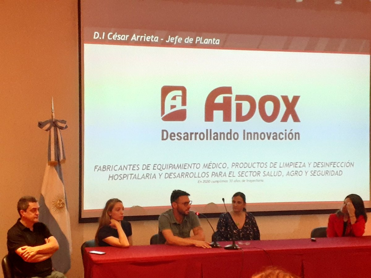 Dr_Desimone's tweet photo. @INNcneaconicet @CNEA_Arg @dr_kuato @adoxsa @Sf500F Siguiendo con la sesión del FNBT4, dedicada a la presentación de empresas tecnológicas innovadoras y fondos de inversión
Ahora con la Dra. Carolina Blaiotta y el Ing. Cesar Arrieta de Adox @adox_sa
#FNBT #FNBT4 #empresas #startups https://t.co/uVhUbf4Nq2