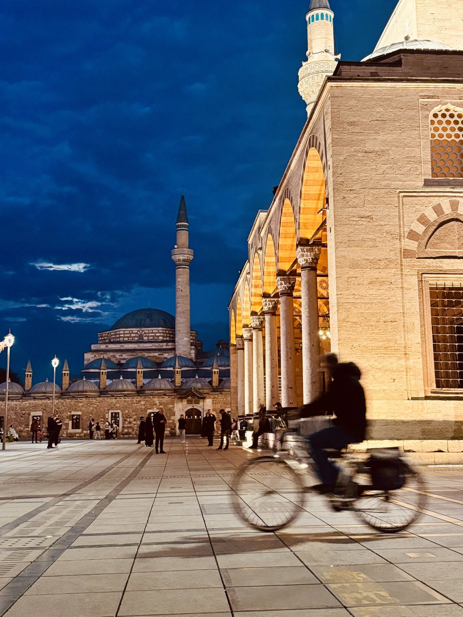 #instagood #instaphoto #instashot #konya #mevlana #sametinanç #refrefcreativestudio