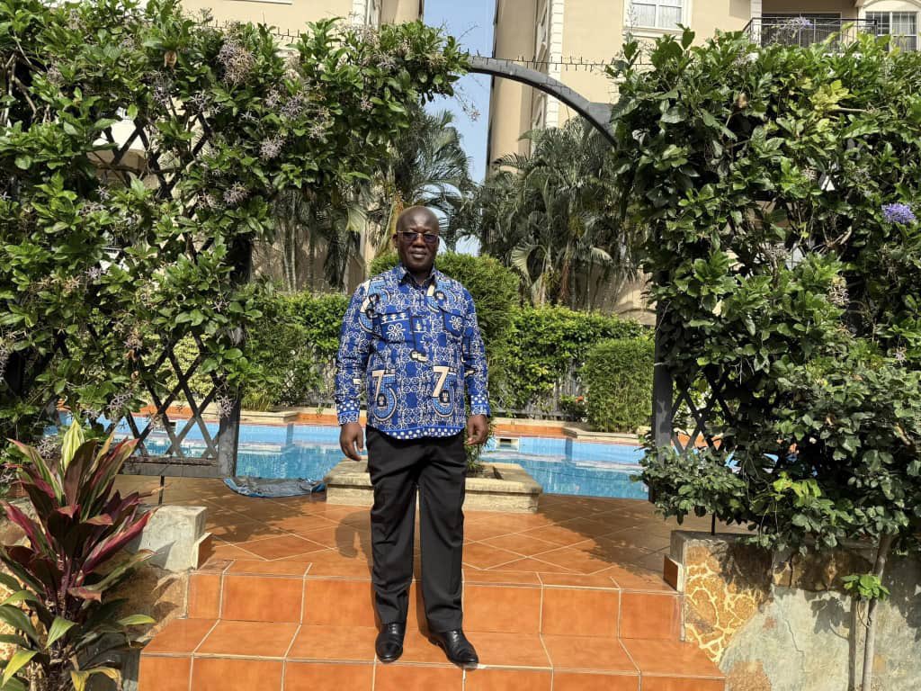 legon_today's tweet photo. Senior officials individuallly rocking #WearUG in style.
Indeed UG has got the men.
#LegonToday
#WearUGDay2024
#UGPride
#WeAreLegon
#IntegriProcedamus https://t.co/LZydrkVHWg