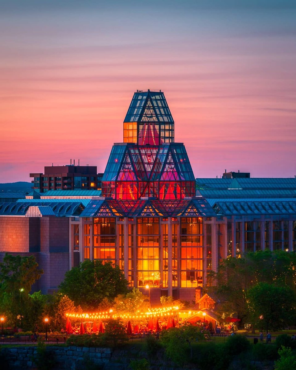 NCC_CCN's tweet photo. What is your favourite park and why?
What do you enjoy doing there?
Learn how we and other organizations animate capital parks at our next #UrbanLab:
📆 Nov. 28
⌚ 6:30 pm to 8:30 pm
📍 40 Elgin Street
Register now: https://t.co/xUgHaw3zPA
📸 bennguyenn_, james.peltzer https://t.co/Jfn8Qf7bP3