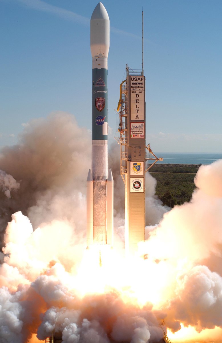 NASA_LSP's tweet image. Happy 2⃣0⃣th launch-iversary Neil Gehrels Swift Observatory! 

#OTD in 2004, Swift launched on a Delta II from Cape Canaveral Air Force Station. Swift is a multi-wavelength space observatory dedicated to the study of gamma-ray bursts! #Swift20