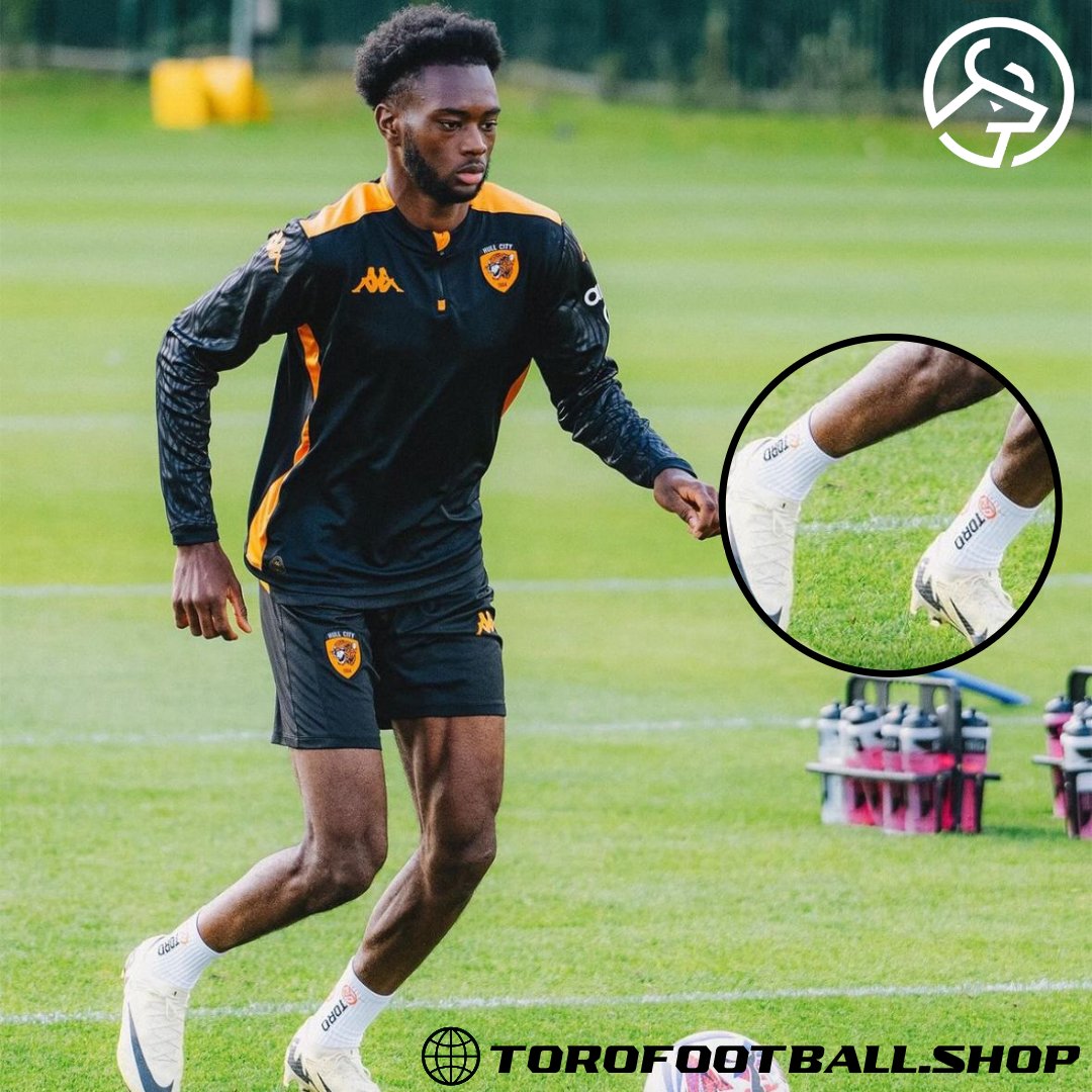 Toro_Footballuk's tweet photo. Abu Kamara wearing his Toro Grip Socks in Hull City training.

Get yours now - Link in Bio! https://t.co/t6SyGQXA9J