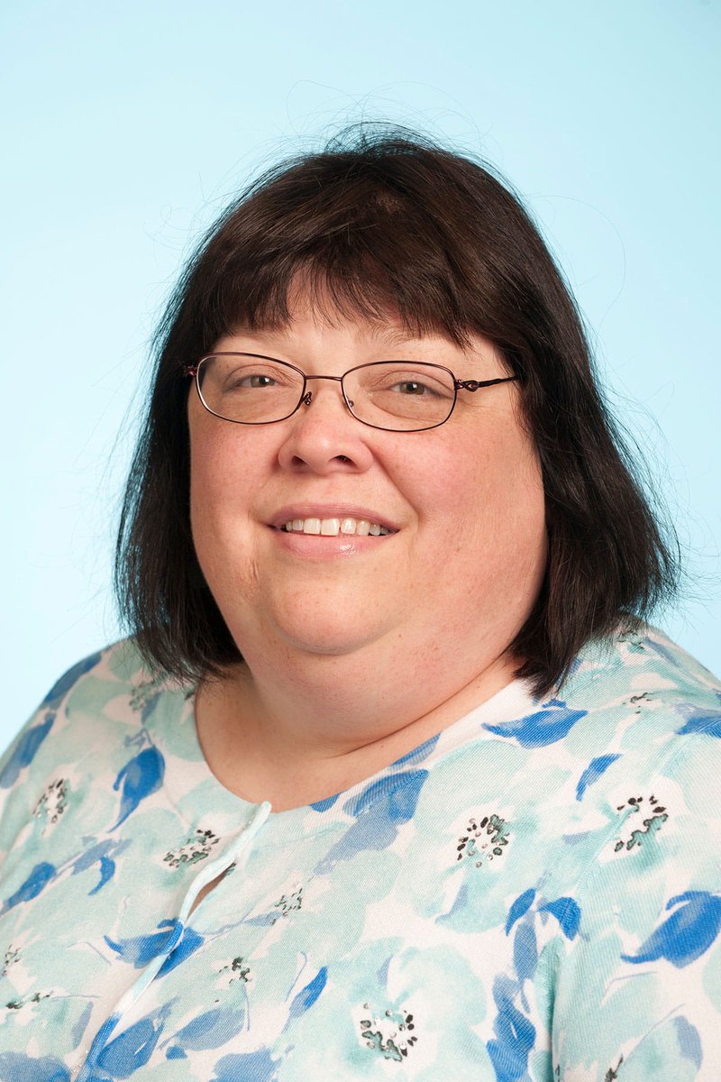 libsoftiktok's tweet photo. This is the Director of the Trans Health Clinic at @CincyChildrens. She treats patients as young as four. She’s transing 4-year-olds https://t.co/foDhB0Khrd