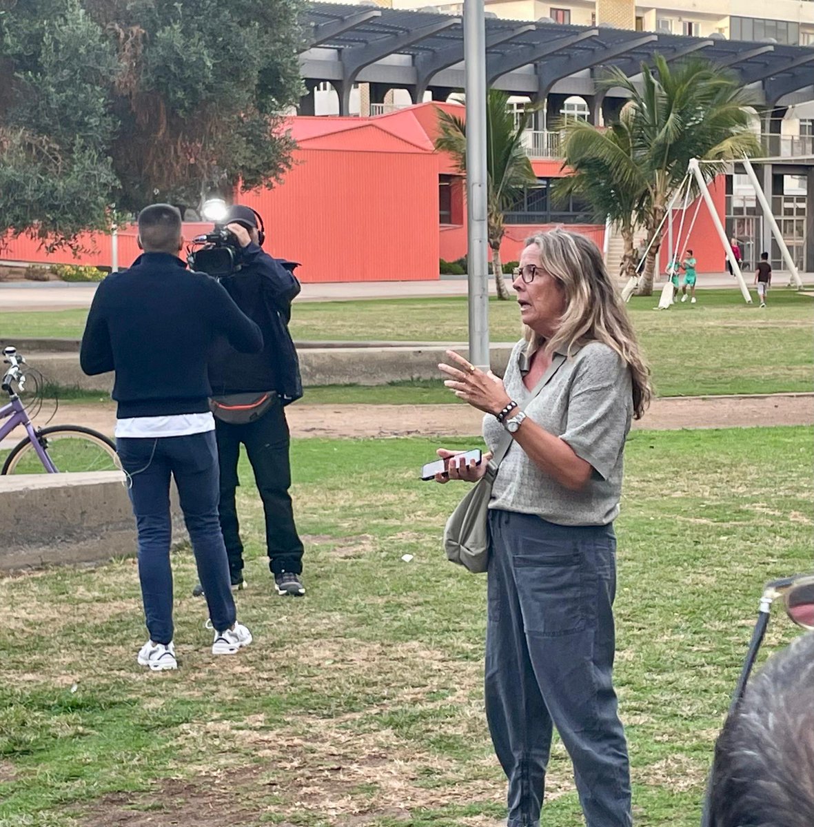 StopArboricidio's tweet photo. Más de 100 personas nos reunimos hoy con la Mesa del Árbol para SALVAR EL PARQUE DEL ESTADIO INSULAR.

Decidimos que "EL PARQUE NO SE TOCA" y no queremos perder ninguna zona verde

DECIDIMOS entrevistarnos con la alcaldesa y organizar MOVILIZACIONES

PRÓXIMA ASAMBLEA MIERCOLES 27 https://t.co/BPSK1zzqZt