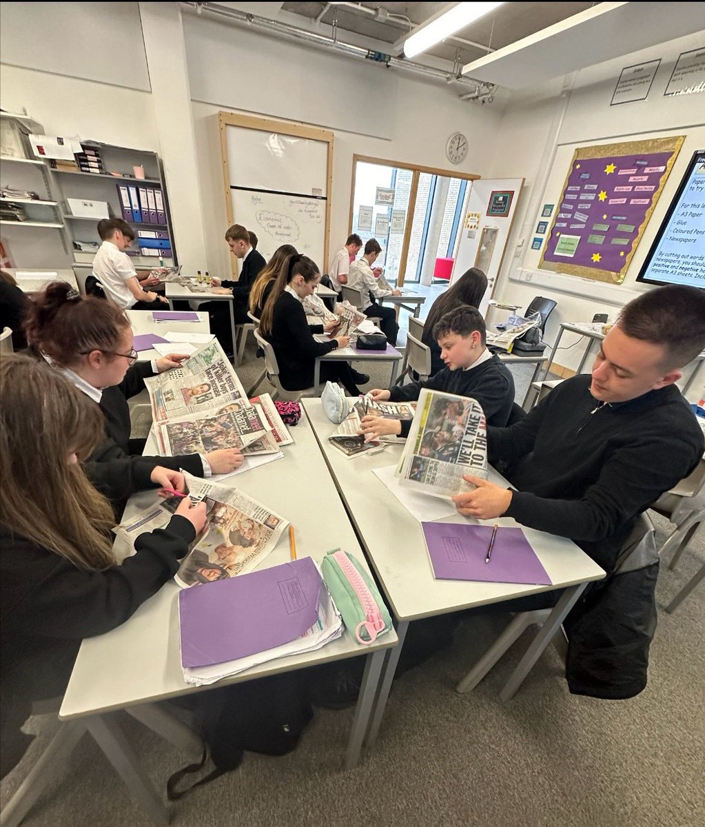 S4 have been working together to look at different types of media and its influence 🏴󠁧󠁢󠁳󠁣󠁴󠁿🗞️