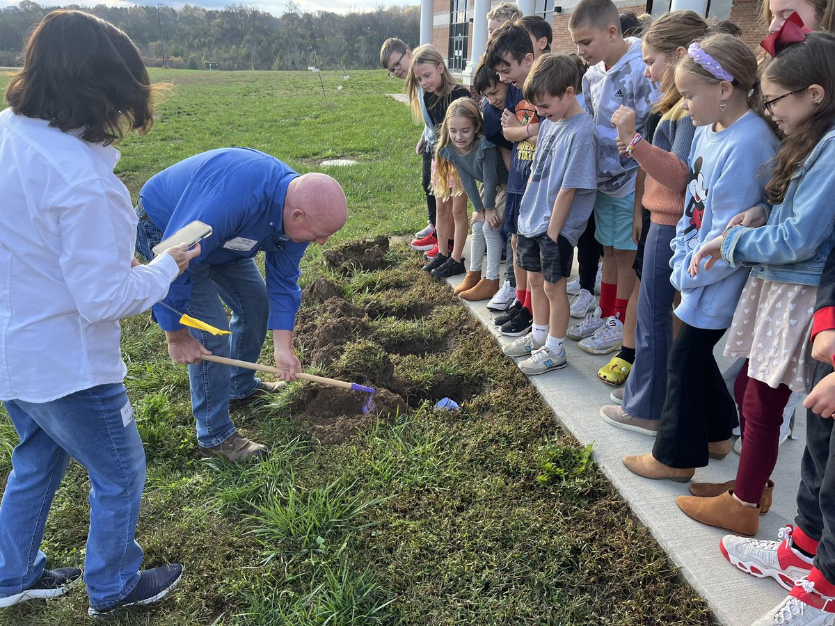Liberty Creek Elementary tweet media