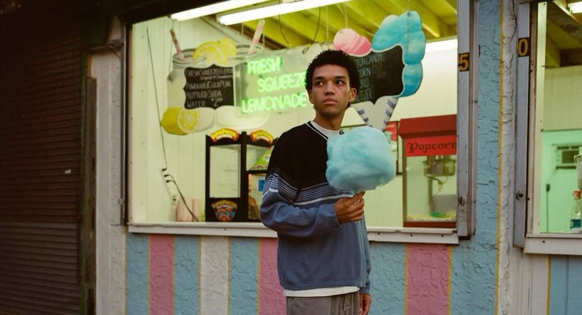 HorrorHijabi's tweet image. “I saw the tv glow, so I turned it off” YOURE LITERALLY HER YOU ARE LITERALLY HER. THE TV DOESNT STOP GLOWING WHEN YOU TURN IT OFF, THERES STILL TIME