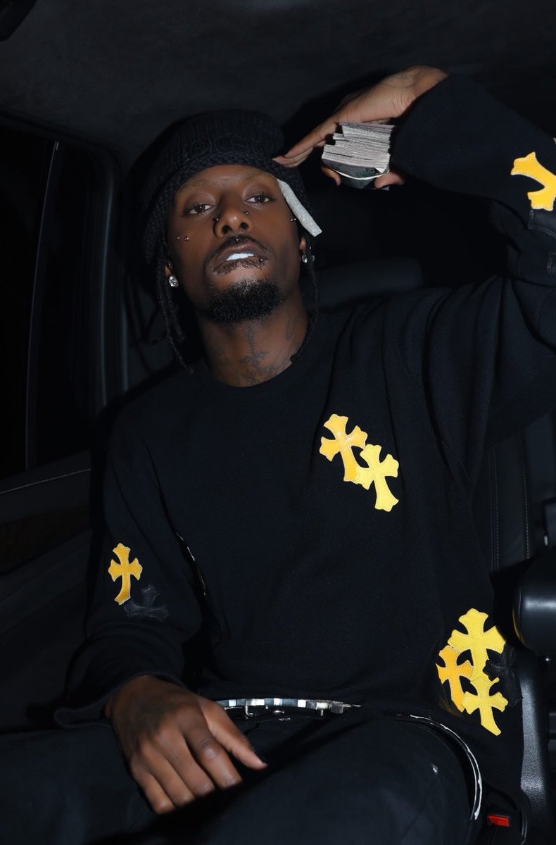 💿 BACKDOOR

👤 PLAYBOI CARTI

🗓️ FRIDAY, 22ND NOV