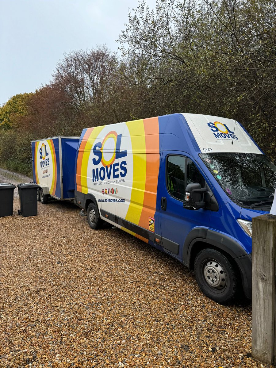 moves_sol's tweet photo. Multi delivery day for the team with possessions arriving from #Spain.

Great day’s service.

International Removals
���🇧  01323 916968
🇪🇸 +34 951 440 604

East Sussex Removals and Storage
📞 01323 324 077
✉️ enquiries@solmoves.com
🌐 https://t.co/xQR6nQzDtl

 #eastsussexremovals https://t.co/RKtEDGmCw1