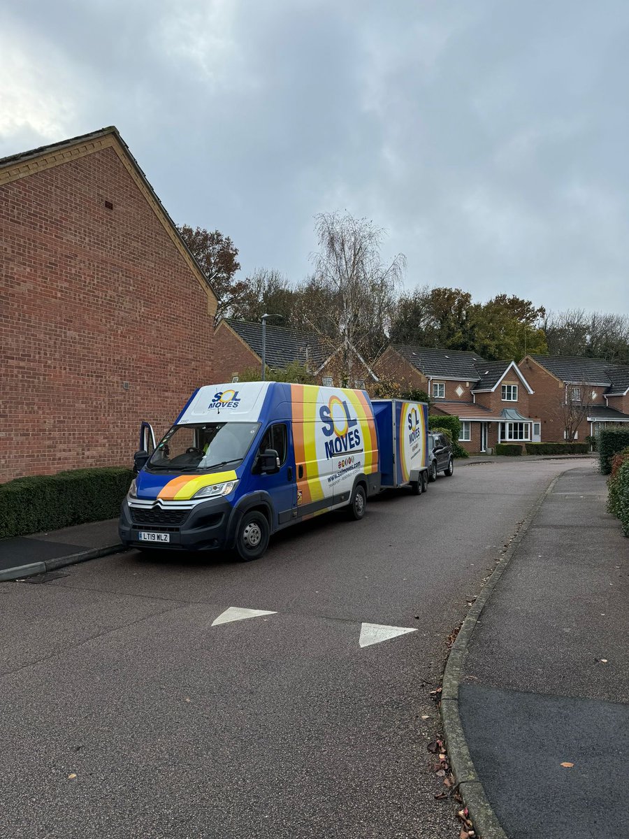 moves_sol's tweet photo. Multi delivery day for the team with possessions arriving from #Spain.

Great day’s service.

International Removals
���🇧  01323 916968
🇪🇸 +34 951 440 604

East Sussex Removals and Storage
📞 01323 324 077
✉️ enquiries@solmoves.com
🌐 https://t.co/xQR6nQzDtl

 #eastsussexremovals https://t.co/RKtEDGmCw1