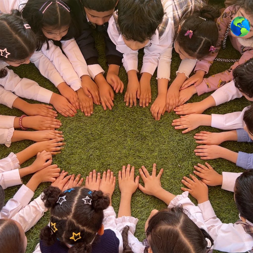 يوم الطفل العالمي 🤍🤍🤍🤍🤍