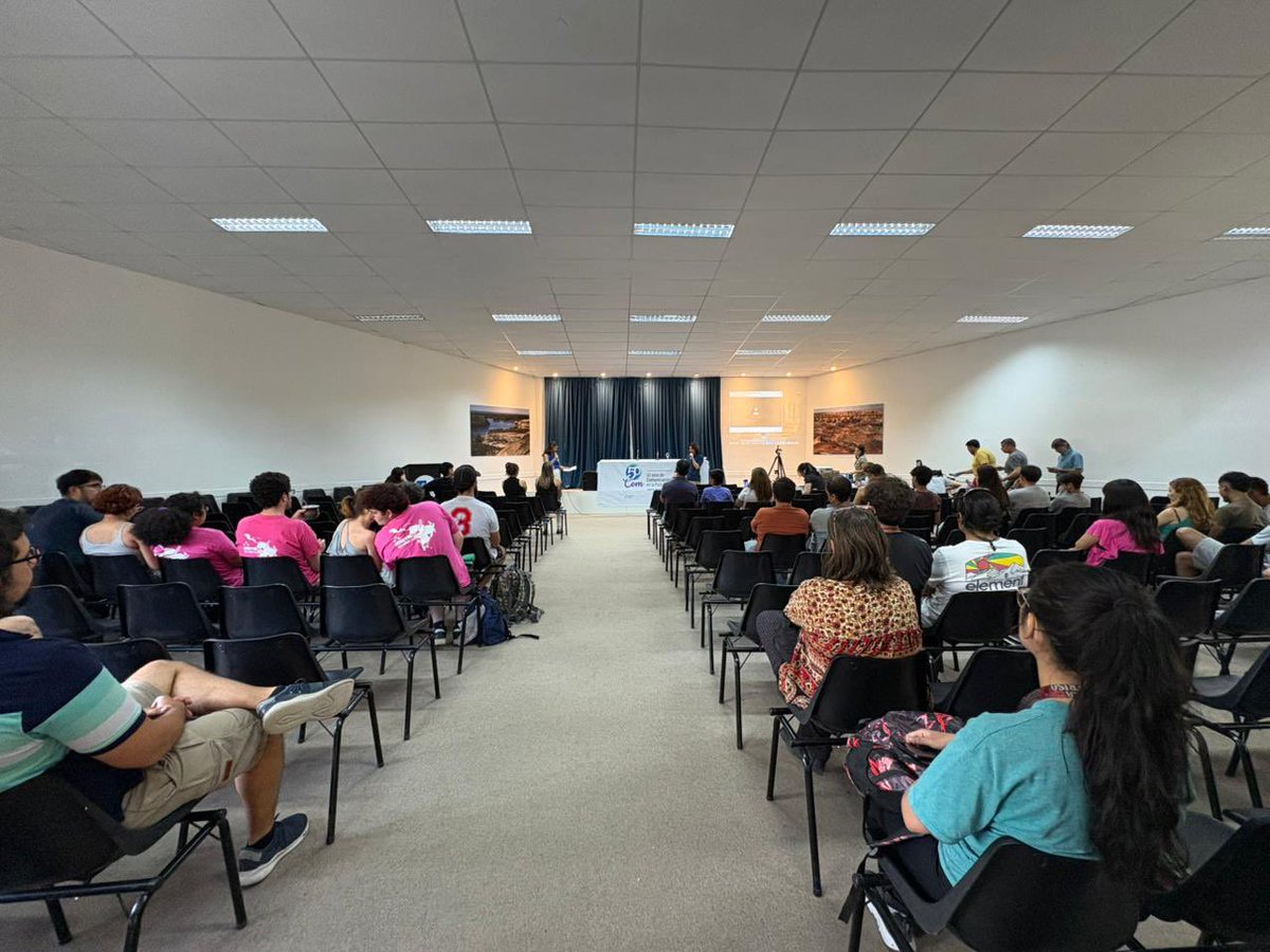 En Red Comahue tweet media
