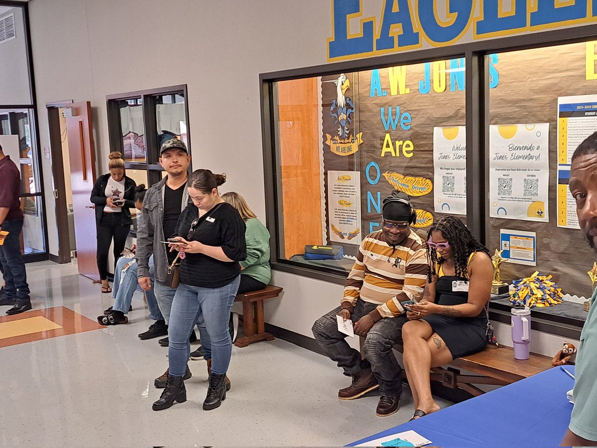 Jones Elementary School (@joneses_aisd) on Twitter photo Thankful for our community for a great turnout for our luncheon. Let's keep going for the GOLD <a href="/JonesES_AISD/">Jones Elementary School</a> Thankful for our community for a great turnout for our luncheon. Let's keep going for the GOLD <a href="/JonesES_AISD/">Jones Elementary School</a>