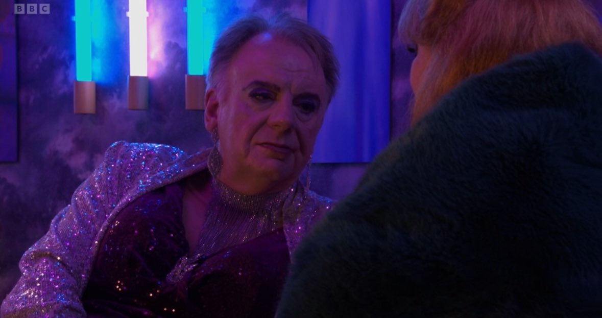 ohitsonlyem's tweet photo. Drew Peacock is a just an absolute sweetheart🥹 
We all need a sista like him in our lives✨

#Eastenders
#westan https://t.co/Vz3hE3BAia