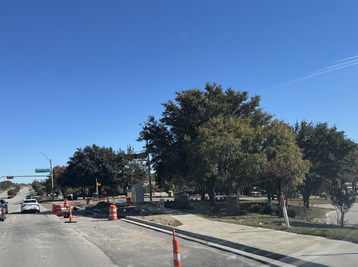 Tommy Pennington (@tommypennington) on Twitter photo I think <a href="/CityofSouthlake/">City of Southlake</a> is going for a Guinness book of world records. Longest small road project for a turning lane to be completed EVER. This is ridiculous! I think <a href="/CityofSouthlake/">City of Southlake</a> is going for a Guinness book of world records. Longest small road project for a turning lane to be completed EVER. This is ridiculous!
