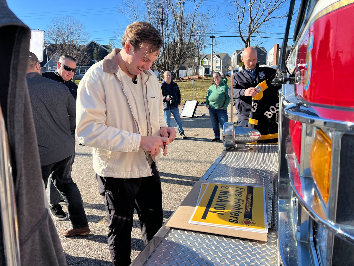 PFFNH's tweet image. Members of the PFFNH filmed yesterday with Charlie McAvoy of the @NHLBruins. Alongside Service Credit Union, Charlie highlights his 73 reasons to defend those who serve. We are proud to be a part of this partnership!

To learn more, visit servicecu.org/73reasons/