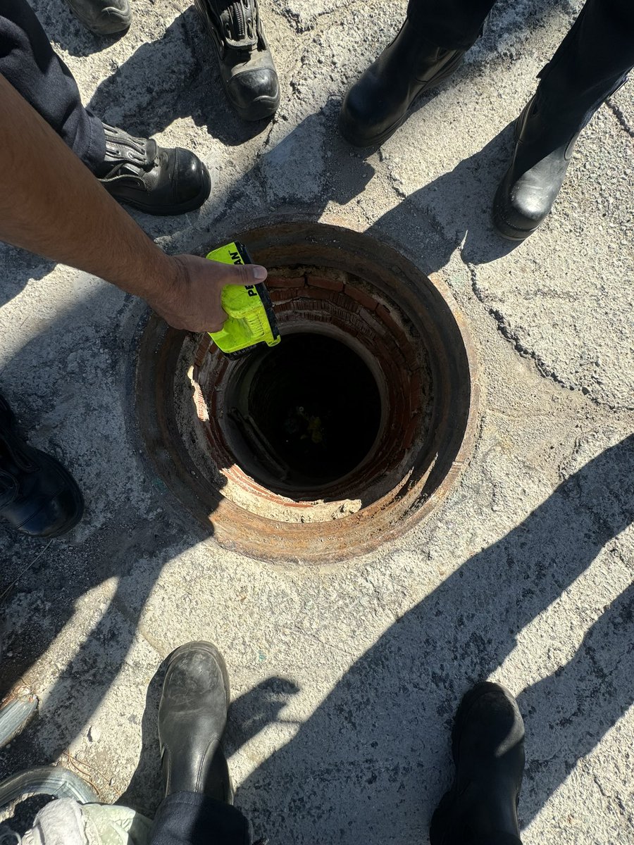 SBCOUNTYFIRE's tweet photo. SanBernardino (Update): Victim with possible lower extremity injuries. 

#USAR team enroute for high angle rescue. 

(Victim’s face has been obscured in photo) https://t.co/RY6F9xvdns