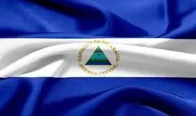EdwingRoman14's tweet photo. Jamás un trapo será parte de nuestros símbolos patrios, mucho menos suplantará a nuestra bandera azul y blanco. https://t.co/kSeoNQf7u7