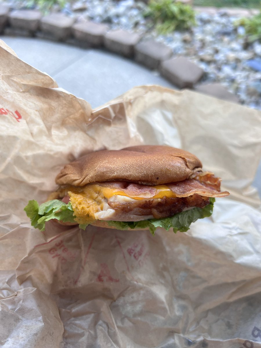 xlc1203's tweet photo. @Arbys y’all know y’all wrong for this https://t.co/Y4tcgroPpU