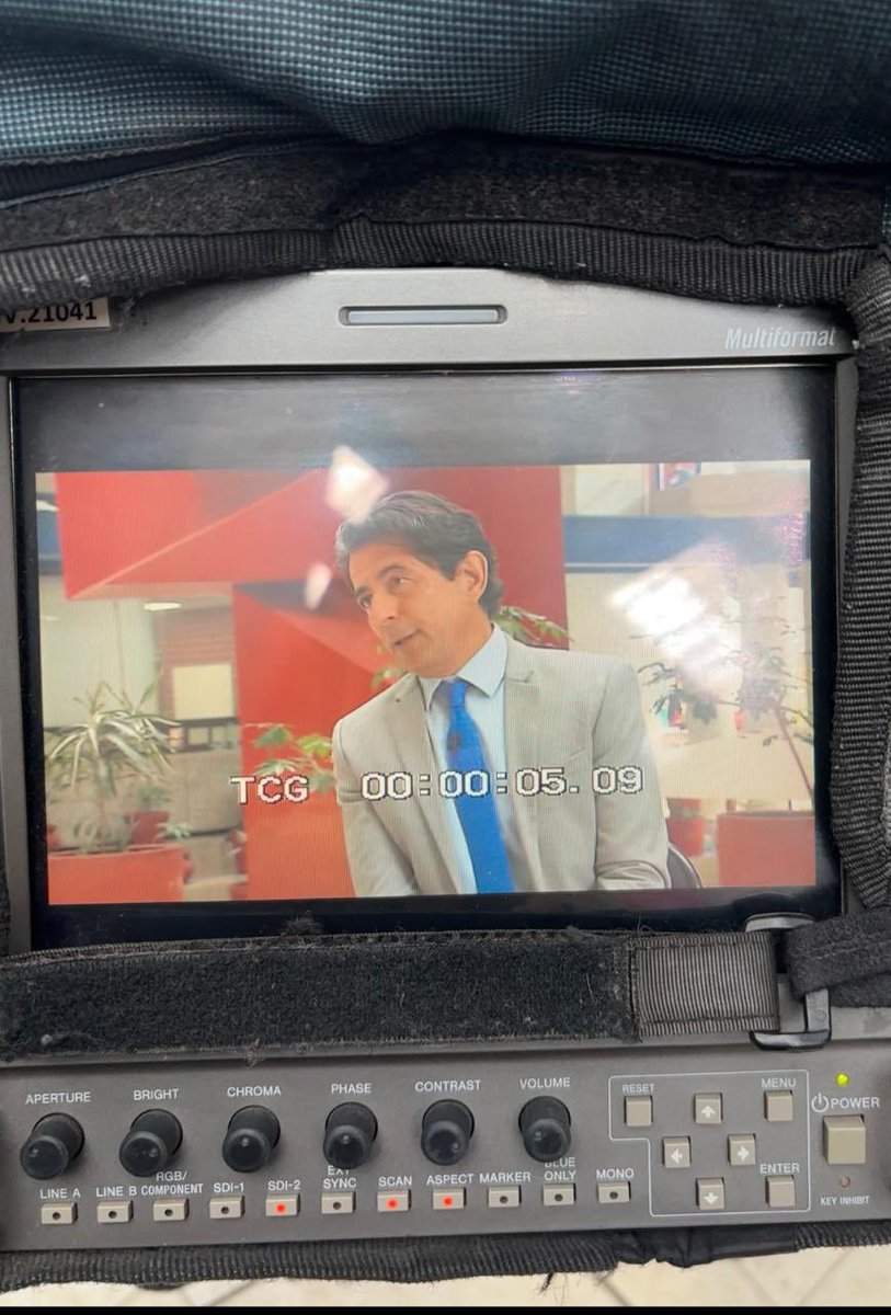 SBarquera's tweet photo. El lunes @NutAleContreras 
y yo tuvimos la oportunidad de hablar sobre los nuevos lineamientos de alimentación saludable en las escuelas de México, una oportunidad única de mejorar la nutrición y salud de la población para @CanalOnceTV https://t.co/nHCrMibbSB
