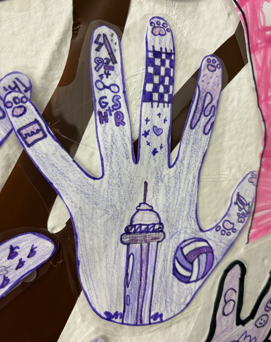 MapleGrovePS's tweet image. Check out our amazing &quot;Maple Grove Tree of Belonging&quot; art installation project!  Every MG student and staff member created a hand to represent themself.  Together, we make a masterpiece! @SCDSB_Schools @SCDSBequity @SCDSB_Wellness