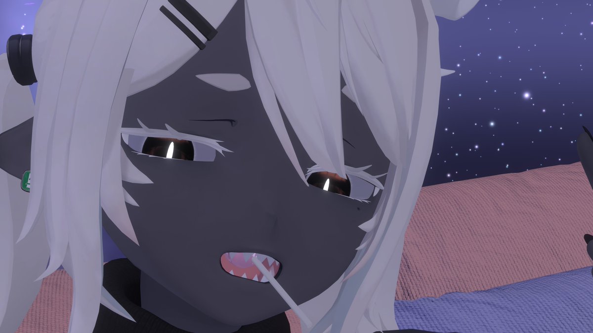 SolistarVR's tweet image. You come here often? 🍭🧡