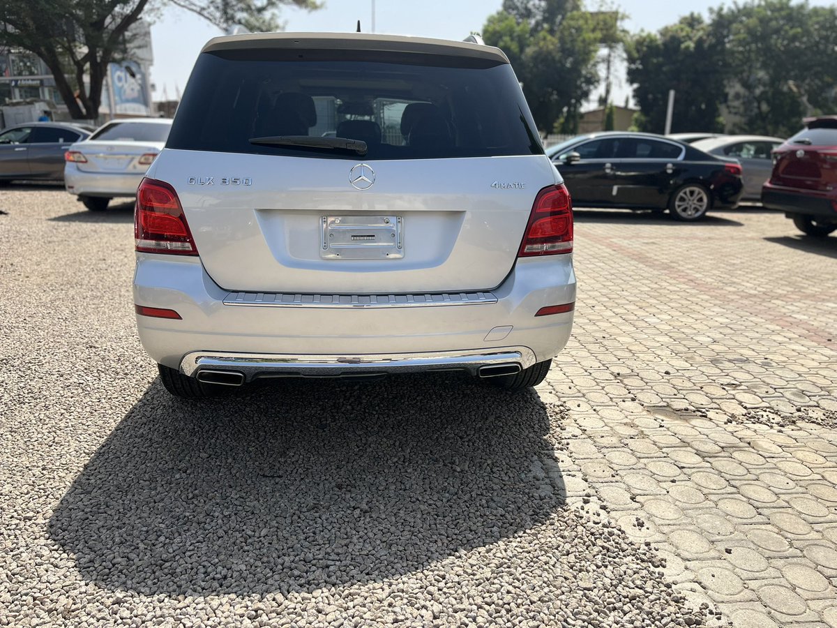 SLIGHTLY USED GLK 350

GOOD DEALS 🤝

🏷️22M

EXCELLENT CONDITION 

DUTY PAID ✅

Dm if interested!!!