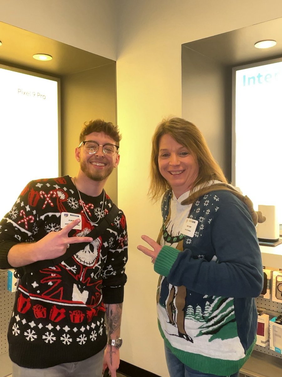 Attended the #HolidayRoadShow w/ <a href="/_MightyMAS/">Mid-Atlantic States Team</a> !! Amazing to see everyone! 😊 Let’s crush the holiday season!!