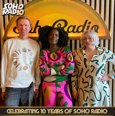 This was a special one-hour episode with extra stress. Joe, Ella and mega-guest <a href="/Vanessa_Kisuule/">Vanessa Kisuule</a> tried to write poems in 6 minutes and were suitably humbled. mixcloud.com/sohoradio/roug…
