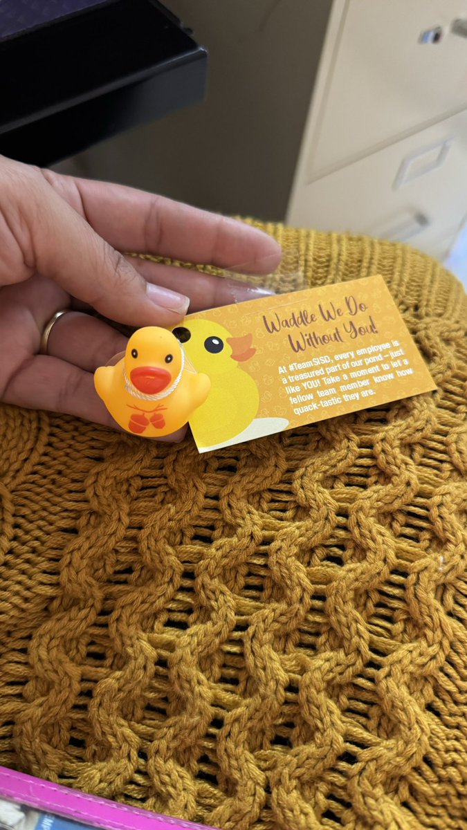 nmontelo_Dsse (@nmontelongosse) on Twitter photo When you do good, you receive good back. Just like this ducky 🦆 #TeamSISD #Allin ##QuackaSmileSISD <a href="/DSShook_ES/">Principal Chavira, Dr. Sue A. Shook Elem.</a> <a href="/nhurtado_DSSE/">Nelda Hurtado</a> <a href="/REstrada_DSSE/">Richard Estrada</a> When you do good, you receive good back. Just like this ducky 🦆 #TeamSISD #Allin ##QuackaSmileSISD <a href="/DSShook_ES/">Principal Chavira, Dr. Sue A. Shook Elem.</a> <a href="/nhurtado_DSSE/">Nelda Hurtado</a> <a href="/REstrada_DSSE/">Richard Estrada</a>