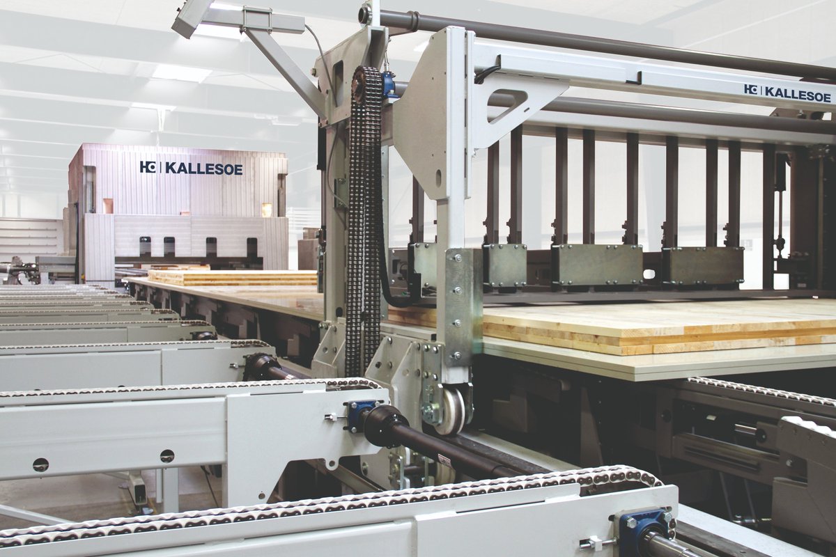 Timberlab will soon be breaking ground on our new CLT operations in Oregon. The #masstimber facility will use press machinery by Kallesoe. You can learn more about more about this project by visiting the link below: 

Learn more: timberlab.com/news/a-first-l…