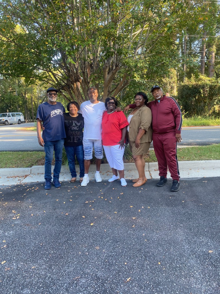 TiftonHousing's tweet image. We would like to sincerely thank the Resident Advisory Board for their hard work this year. They've been instrumental in organizing various events, managing mail deliveries, operating the THA store, &amp;amp; advocating tirelessly for their neighbors. Thank you!
#TiftonHousing #TiftonGA