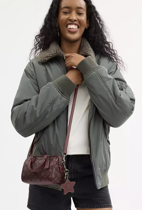SU | Personal Shopper tweet media