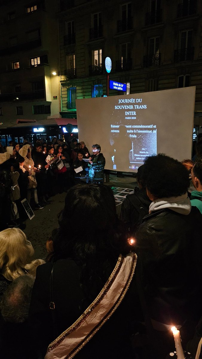 🏳️‍⚧️ En cette journée du souvenir trans, avec <a href="/HES_France/">HES LGBTI+ ❤️🏳️‍🌈 🏳️‍⚧️🤝</a>, nous nous sommes rassemblé•es, à Paris, afin de commémorer les victimes de la transphobie en France et dans le monde.

La transphobie tue, ne cessons jamais de le dénoncer !