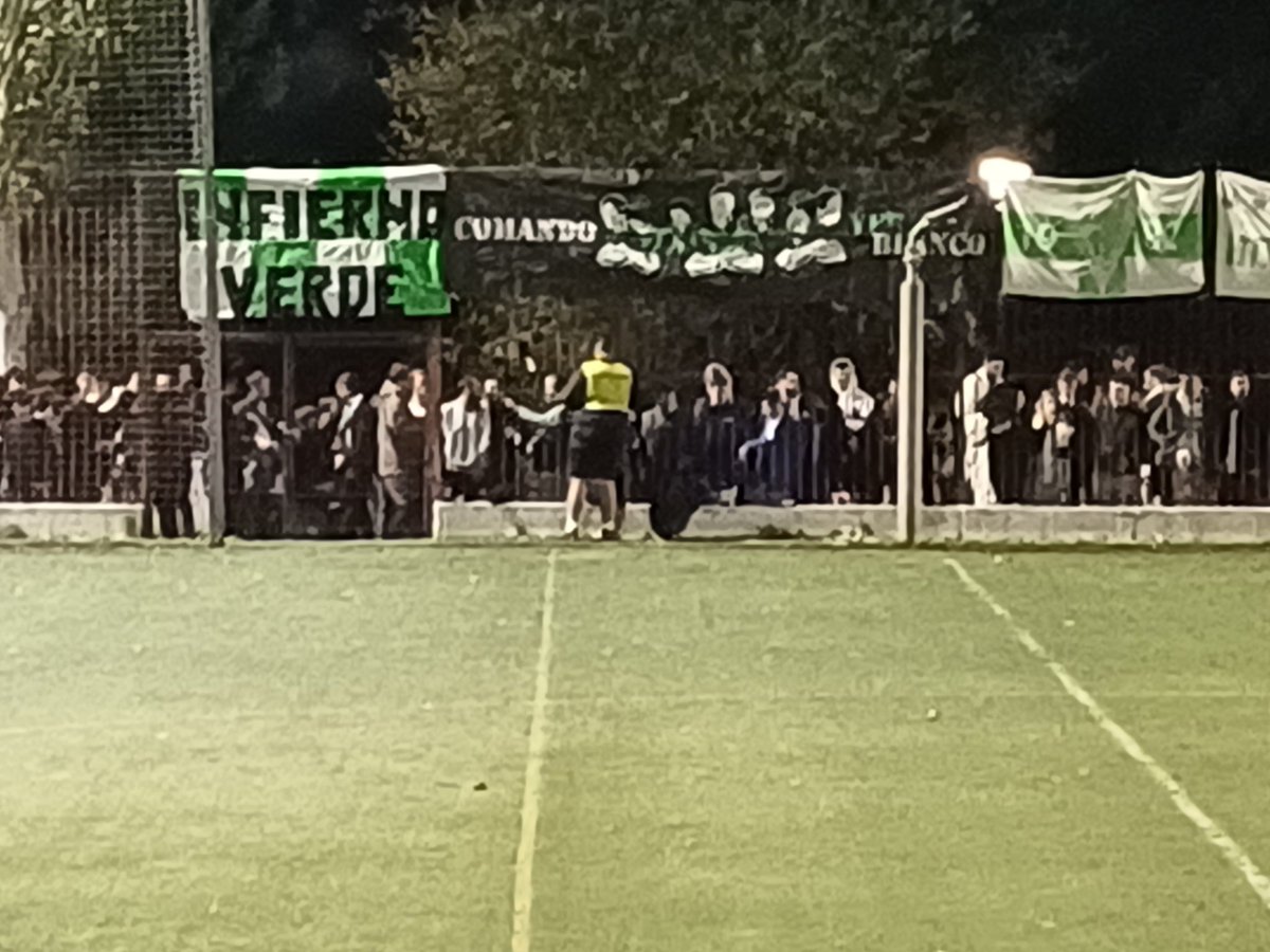 45'|0-0| Comienza la segunda parte en la Almudena.
<a href="/EDAlmudena/">E.D. Almudena</a> 🆚️ <a href="/ParlaEscuela/">Parla Escuela-Fair Play</a> Fair Play
#AlmudenaParlaEscuelaFairPlay
🏆#CopaAficionadosRFFMMola <a href="/GradaSiete/">GradaSiete</a>