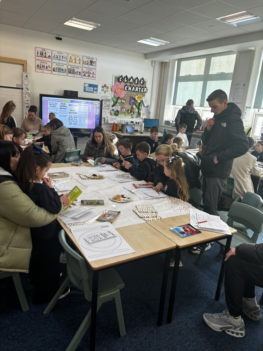 MissDochertySTA's tweet photo. We loved welcoming parents into our classroom for a special Book Tasting event as part of #BookWeekScotland! Together, we explored a variety of genres and types of books – sparking curiosity, conversation, and a shared love of reading! 📚📖 https://t.co/8aJzihSnUt