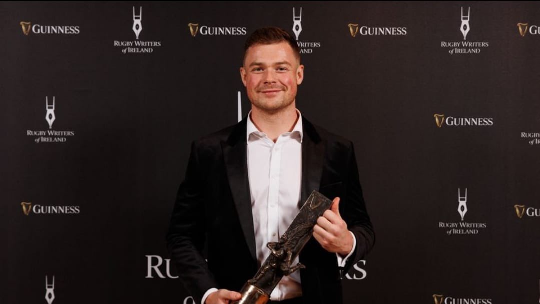 Down High Sport tweet media